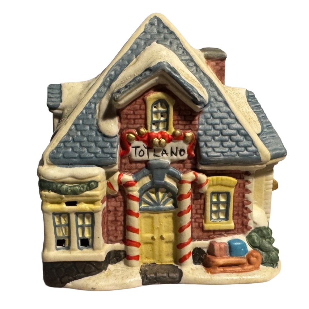 Cobblestone Corners Toyland Holiday Village House Christmas Figurine